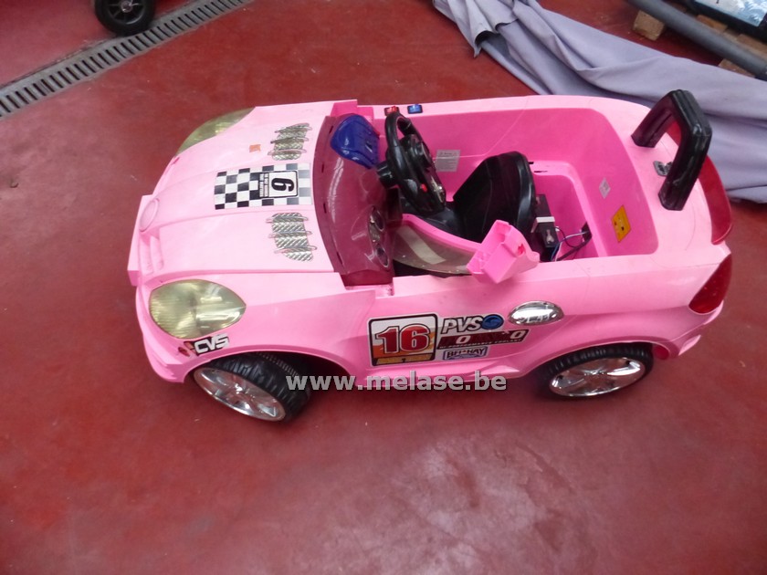 Elec. speelgoedauto "roze"