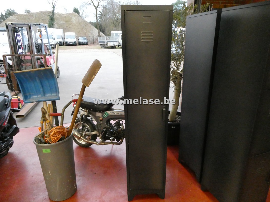 Lockerkast "zwart - metaal"