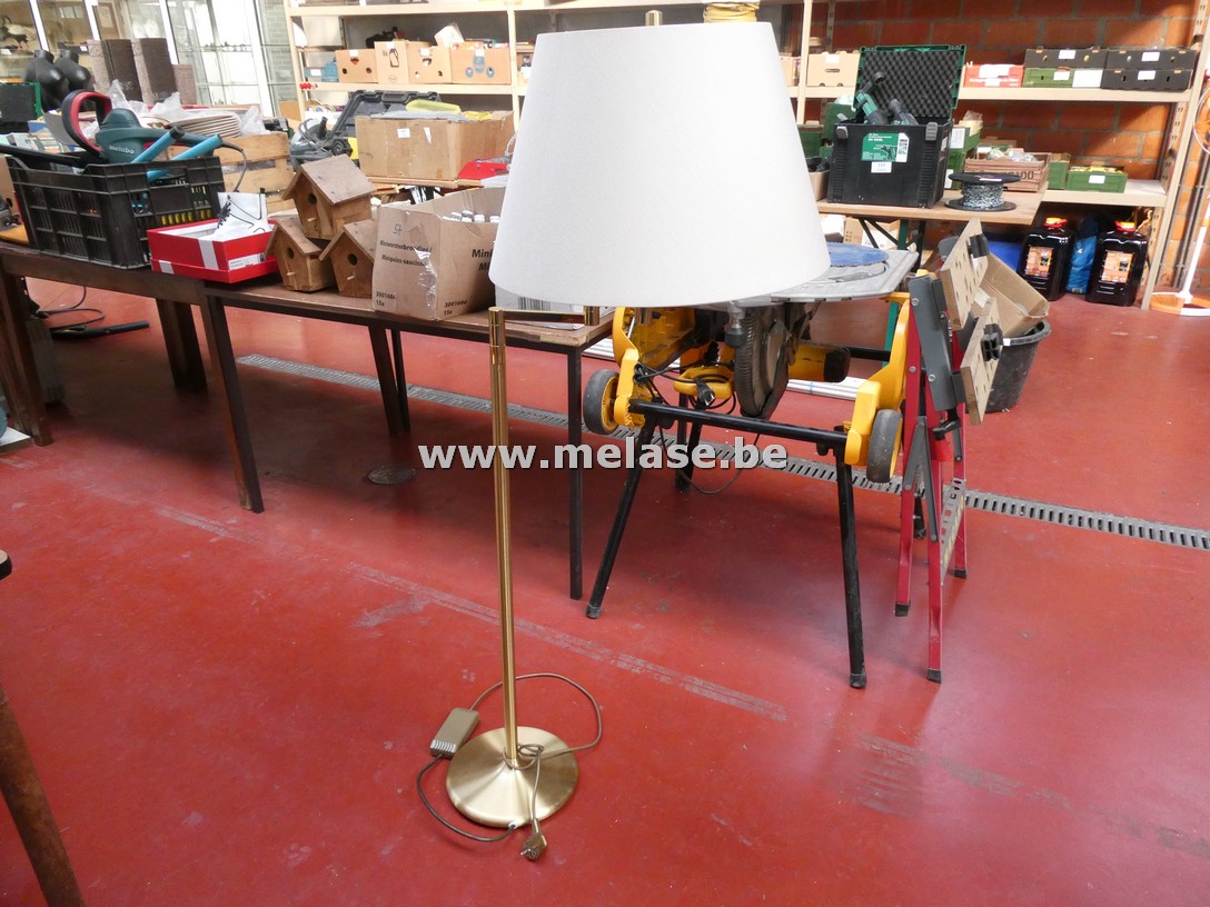 Koperen schemerlamp "B+M"