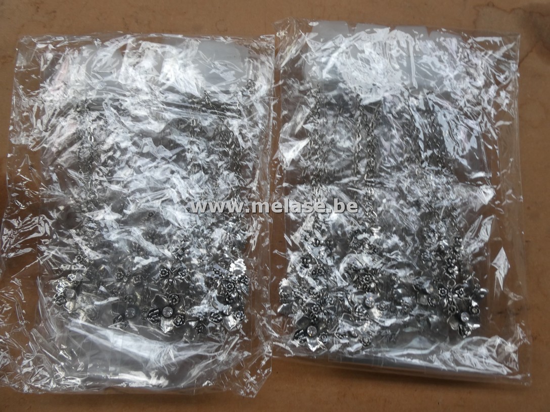 Halskettingen "zilverkleurig"