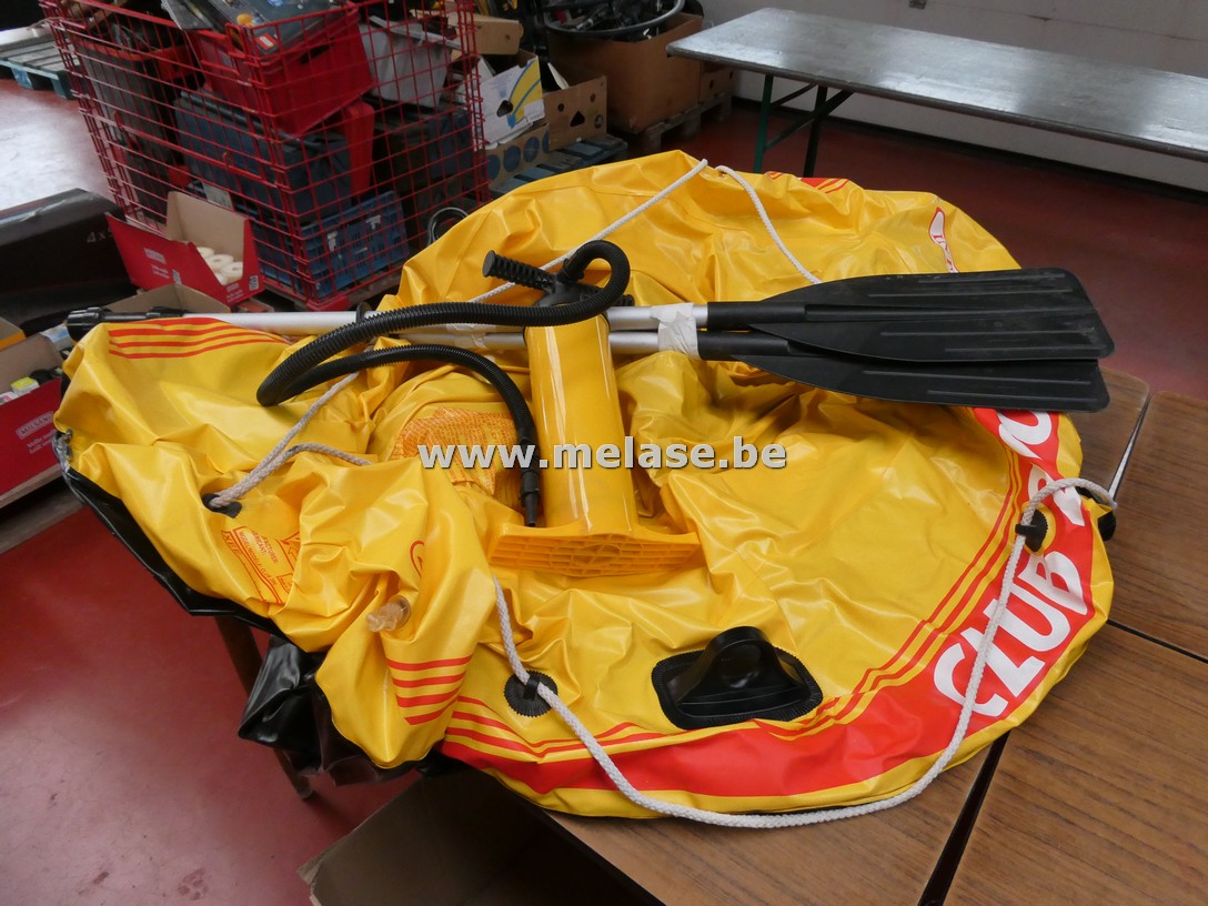 Roeiboot + pomp + roeispanen