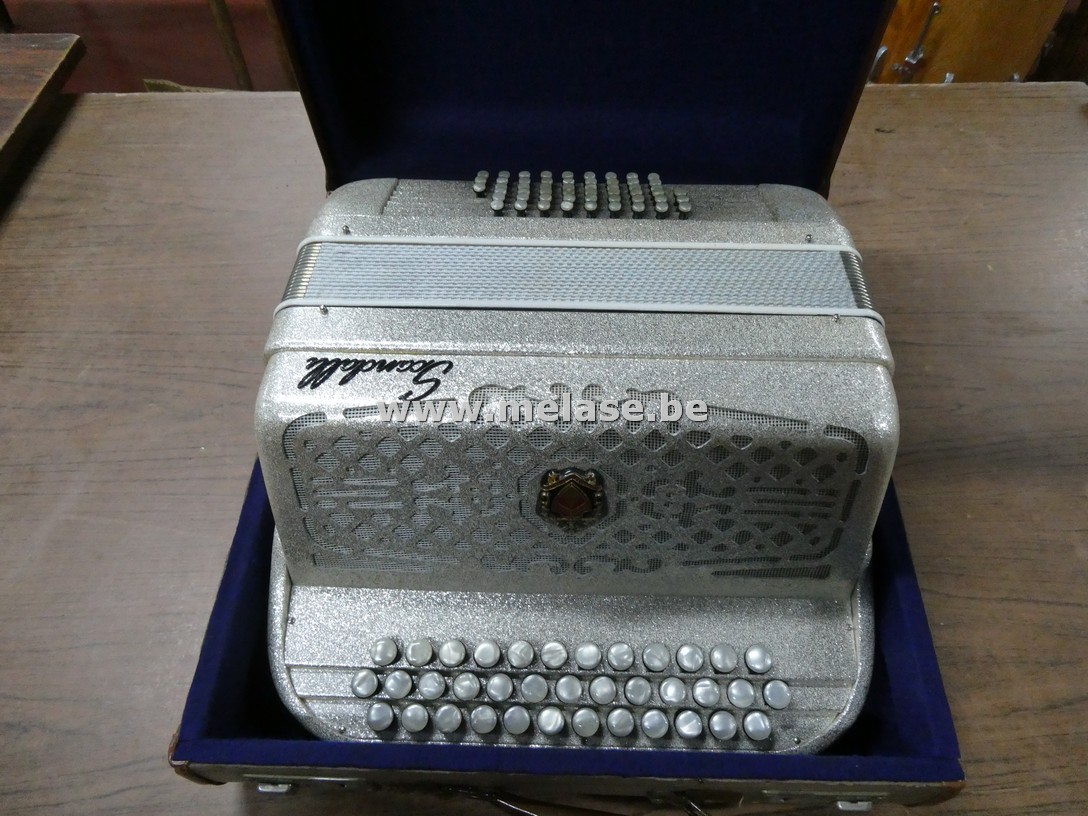 Accordeon "Scandalli"