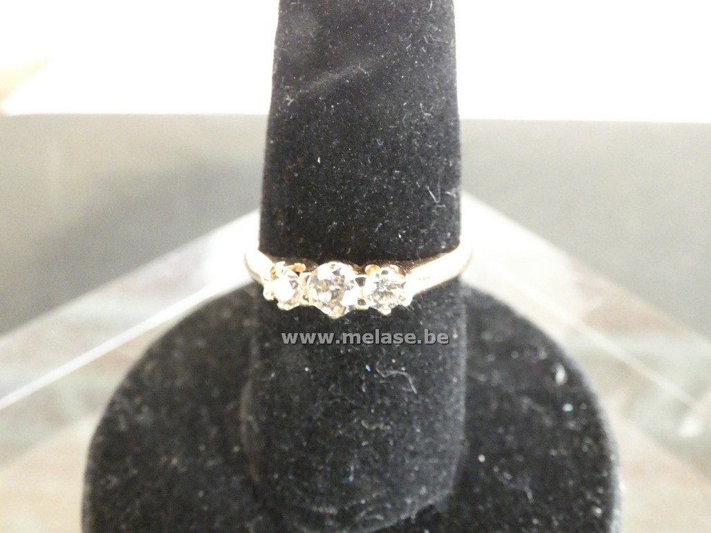 Ring "met diamant"