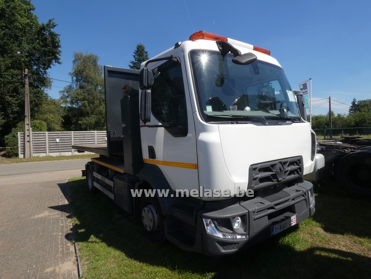 Vrachtwagen Renault - 1ste inschrijving: 18/06/2018 - chassis: VF640J565HB006969 - afgelezen tellerstand: 43.765 km - boorddocumenten aanwezig - GEEN sleutels!!