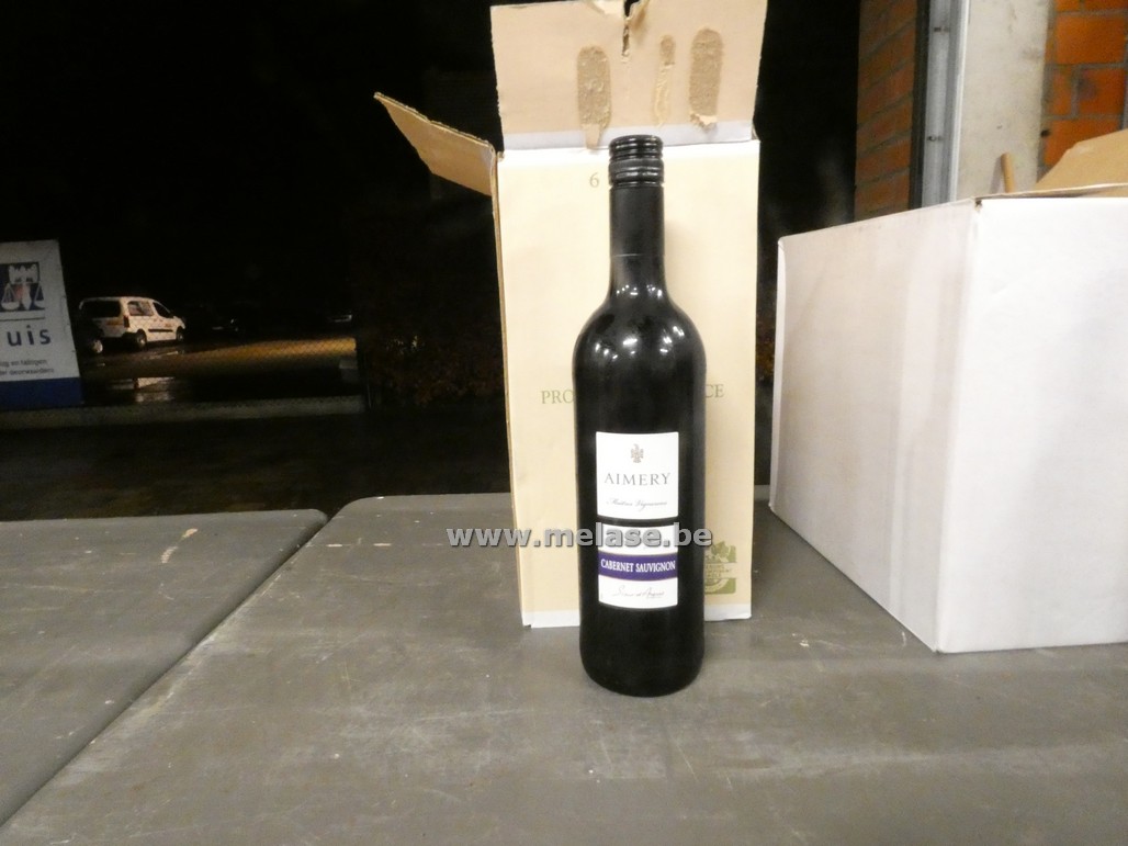 Rode wijn "Sauvignon Aimery"