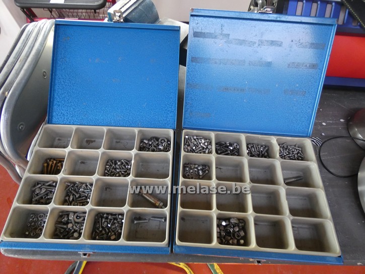 Metalen gereedschapsbakjes