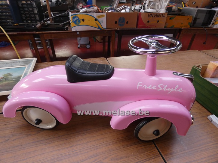 Retro loopauto "roos"