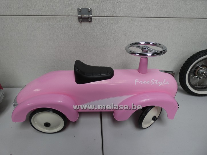 Loopauto "roze"