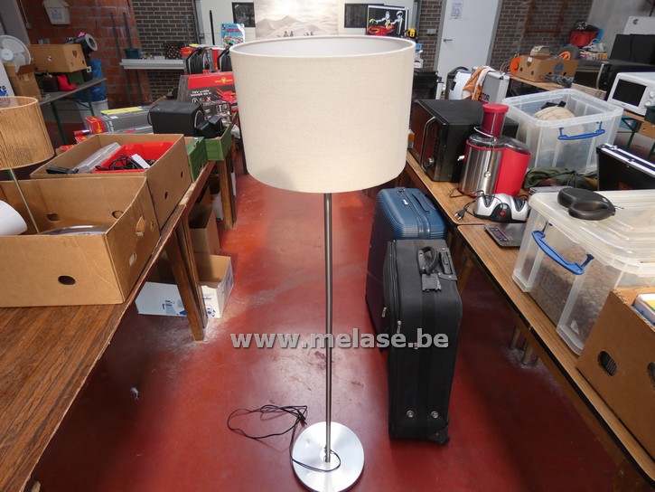 Staanlamp "ronde kap"