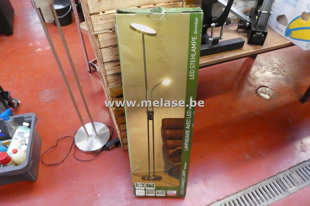 Dimbare staanlamp "LED"