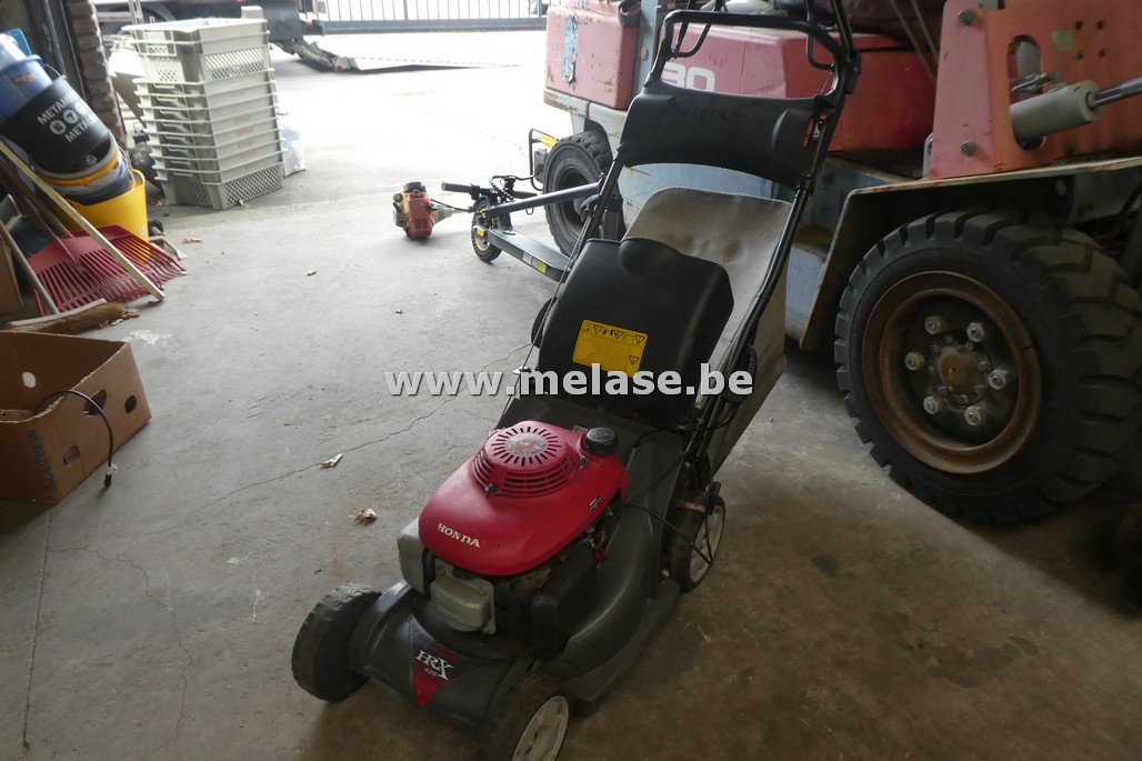 Benzine grasmaaier "Honda"