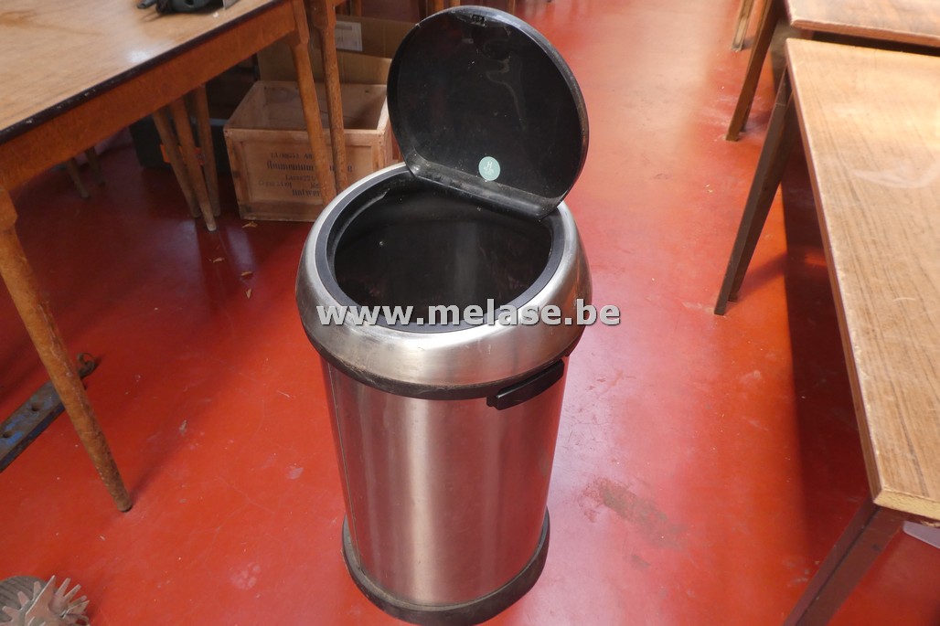 Vuilnisbak "Brabantia"