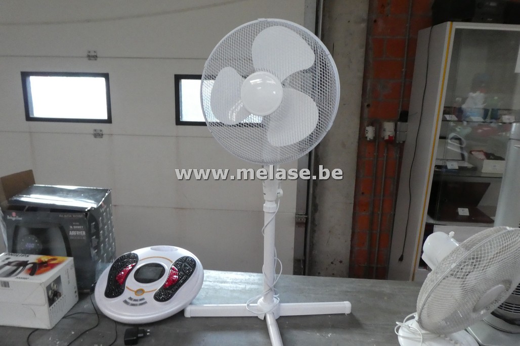 Ventilator op voet 