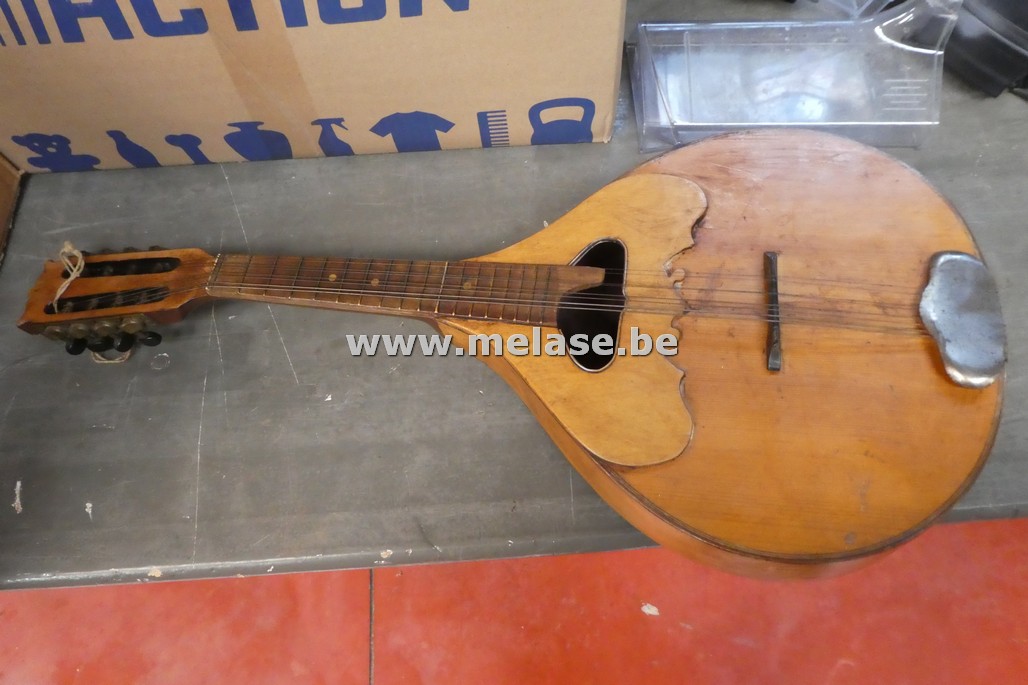 Mandoline