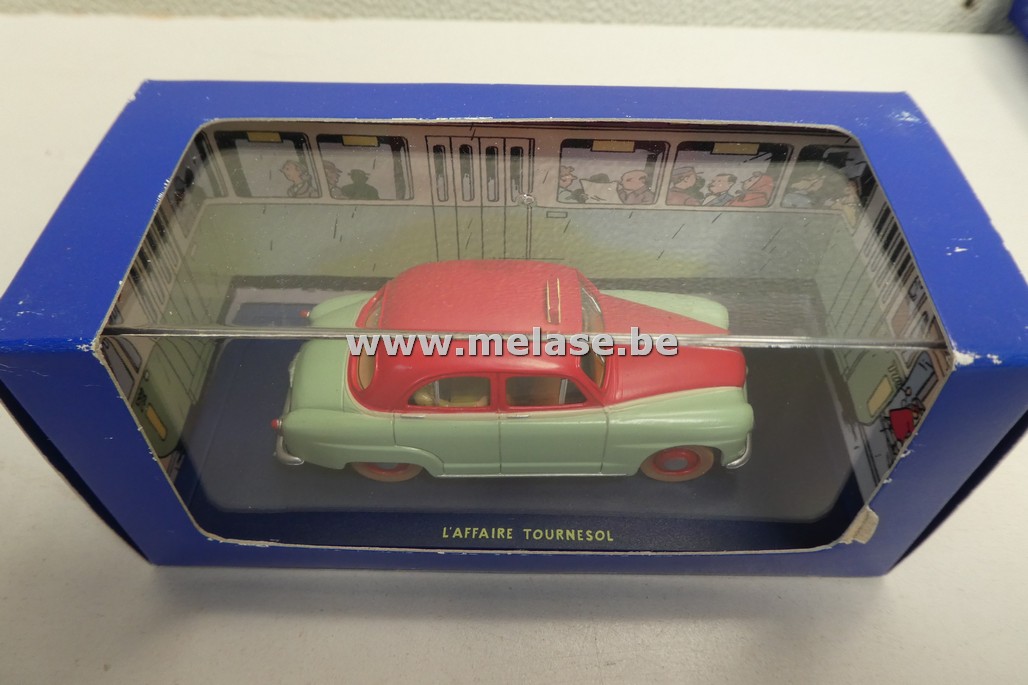 Miniatuur auto uit Kuifje strip "Simca Aronde - 1954"