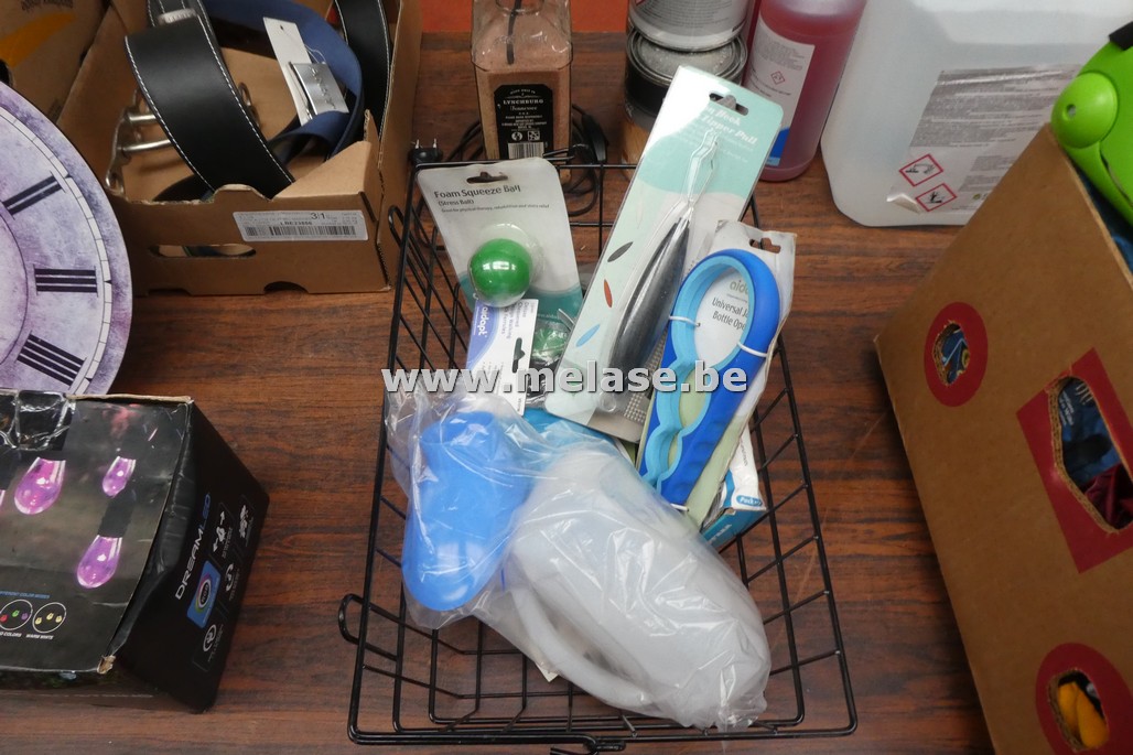 Diverse zorghulpen in mandje