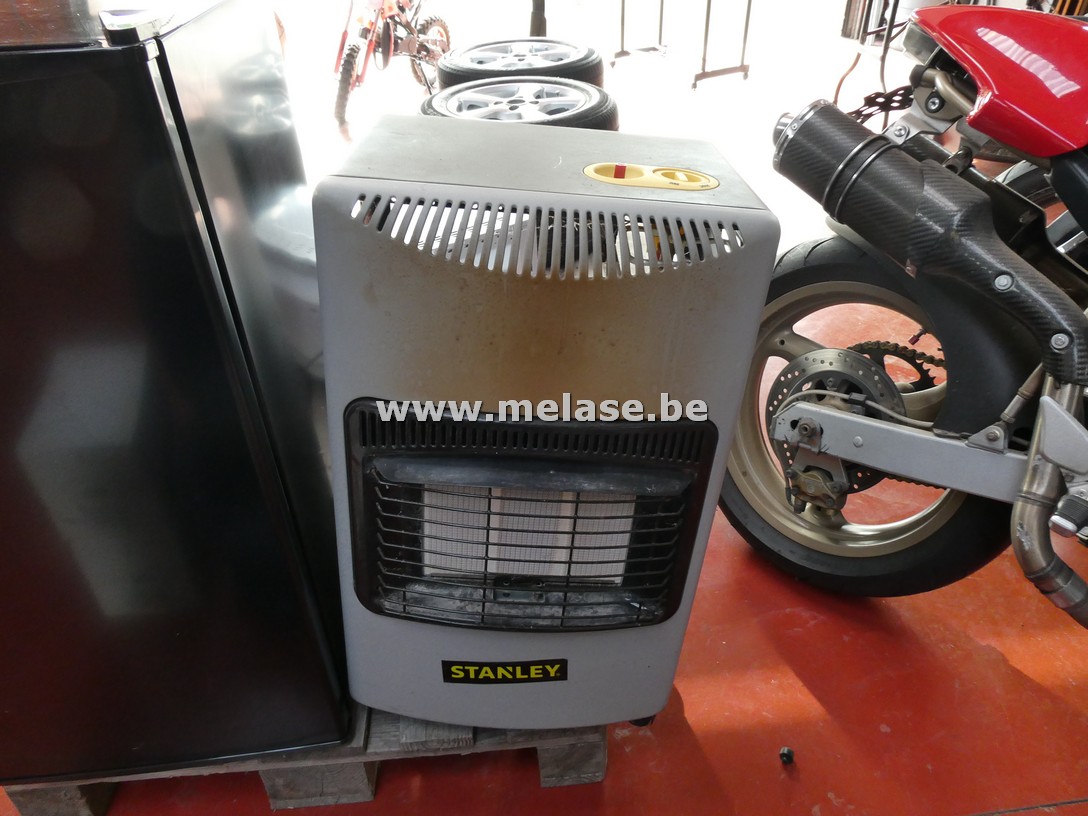 Bijverwarming op gas "Stanley"