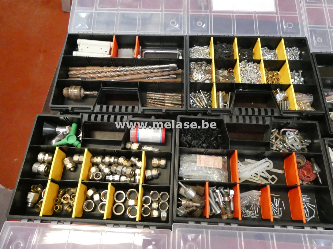 Gereedschap/sorteerbakjes