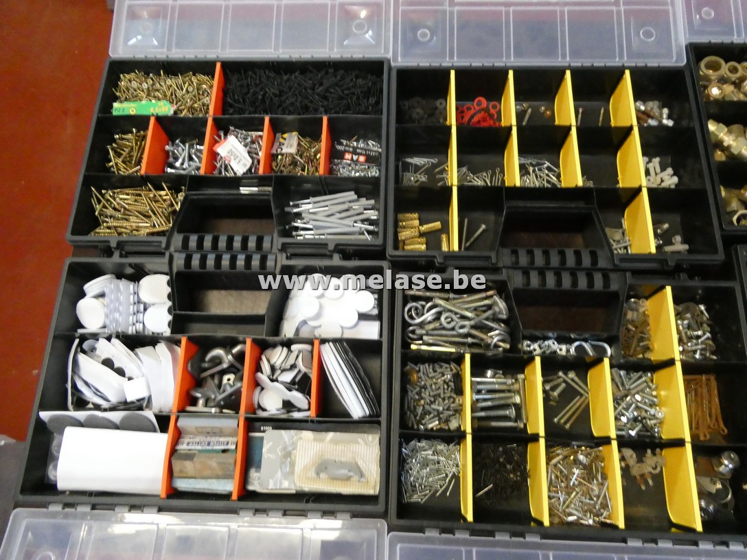 Gereedschap/sorteerbakjes