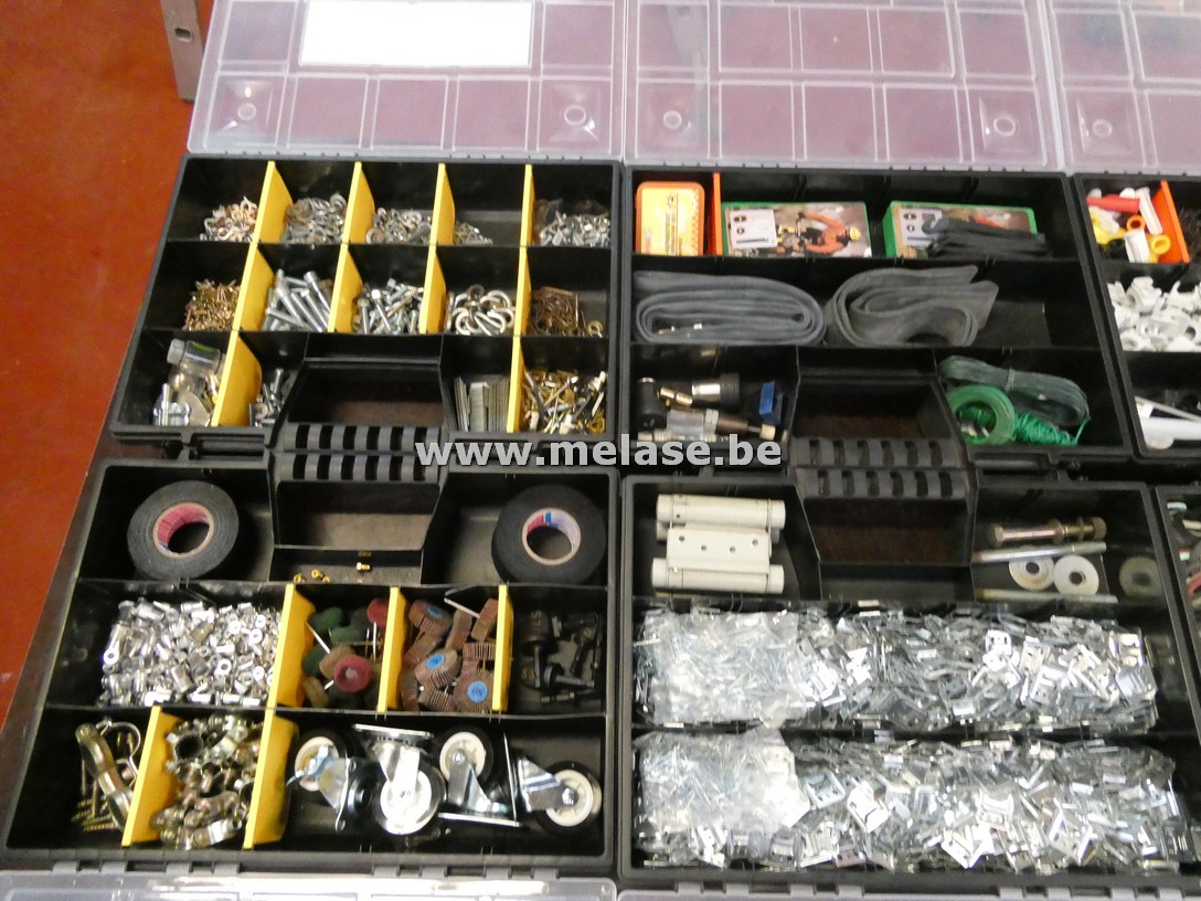 Gereedschap/sorteerbakjes