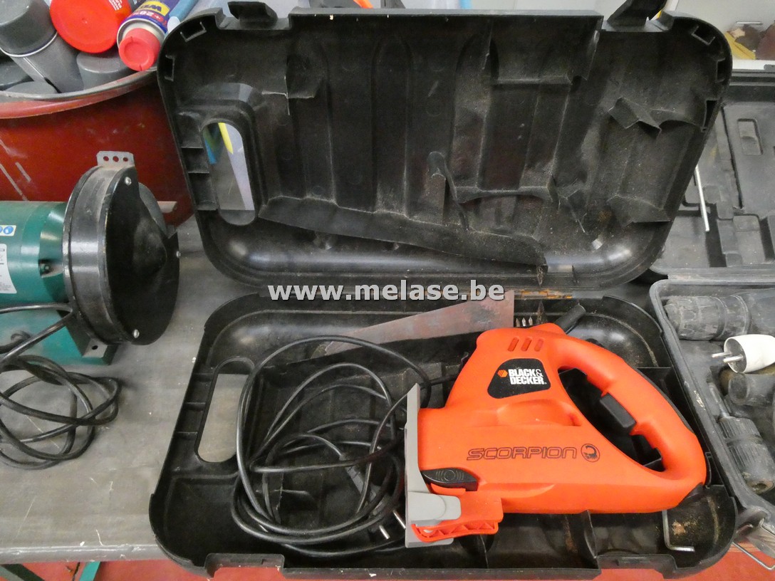 Decoupeer/handzaag "Black & Decker Scorpion"