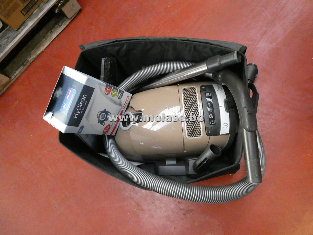 Stofzuiger "Miele Complete C3"