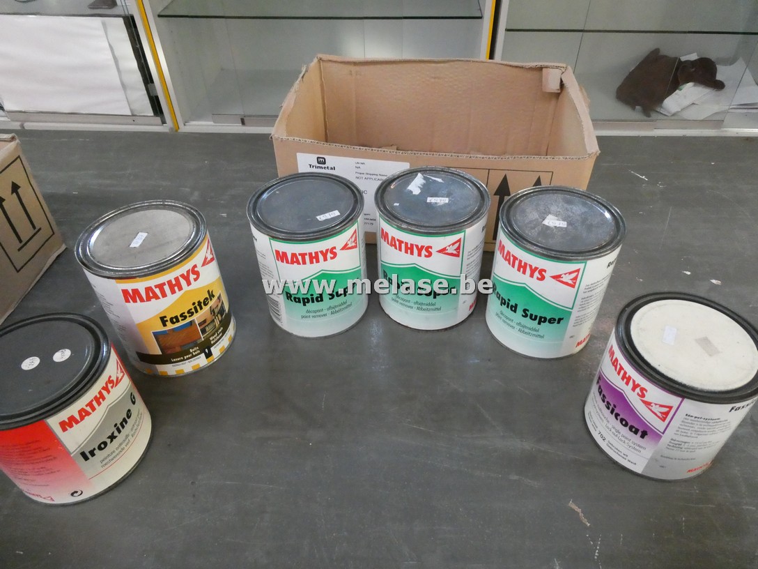 Verf en afbijtmiddel "Mathys"