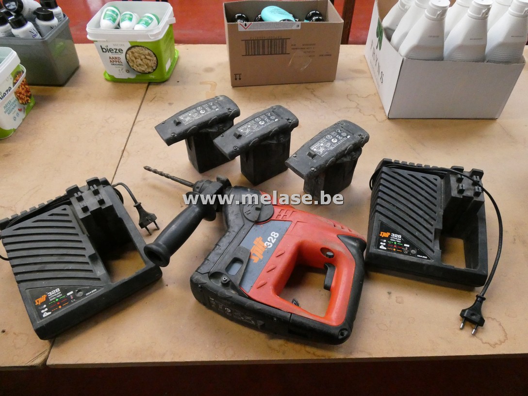 Boorhamer "Spit 328"