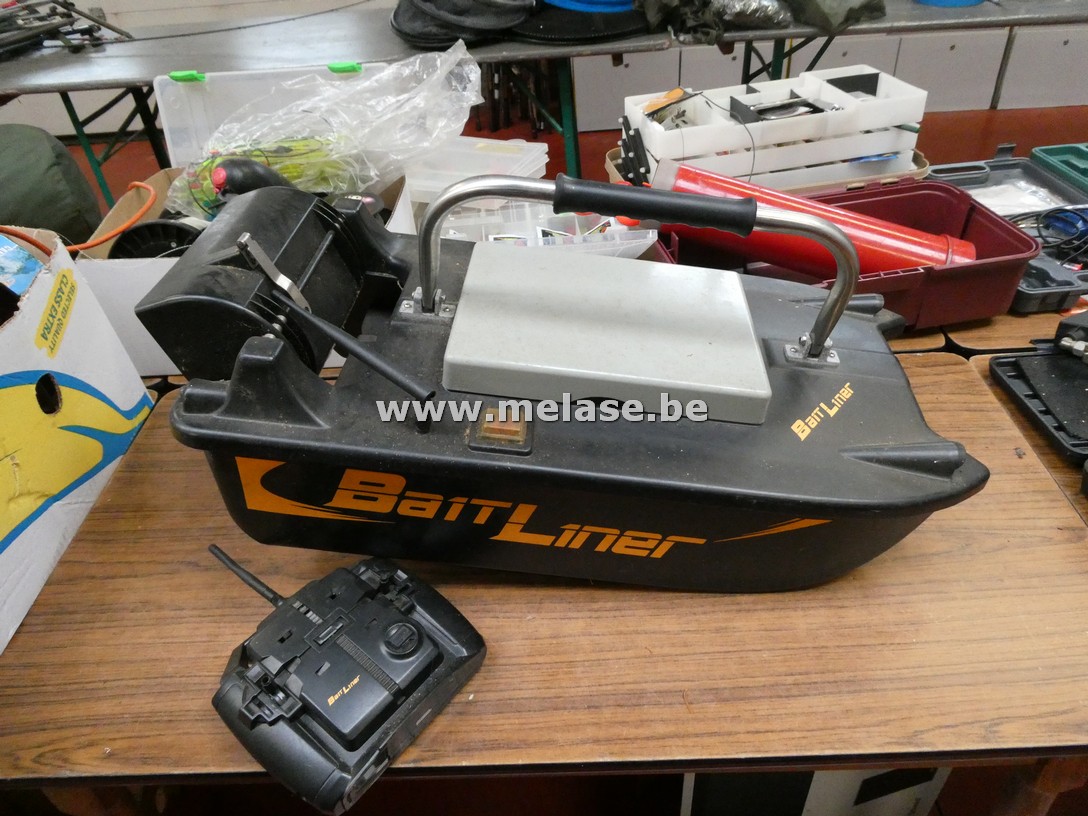 Voerboot "BaitLiner"