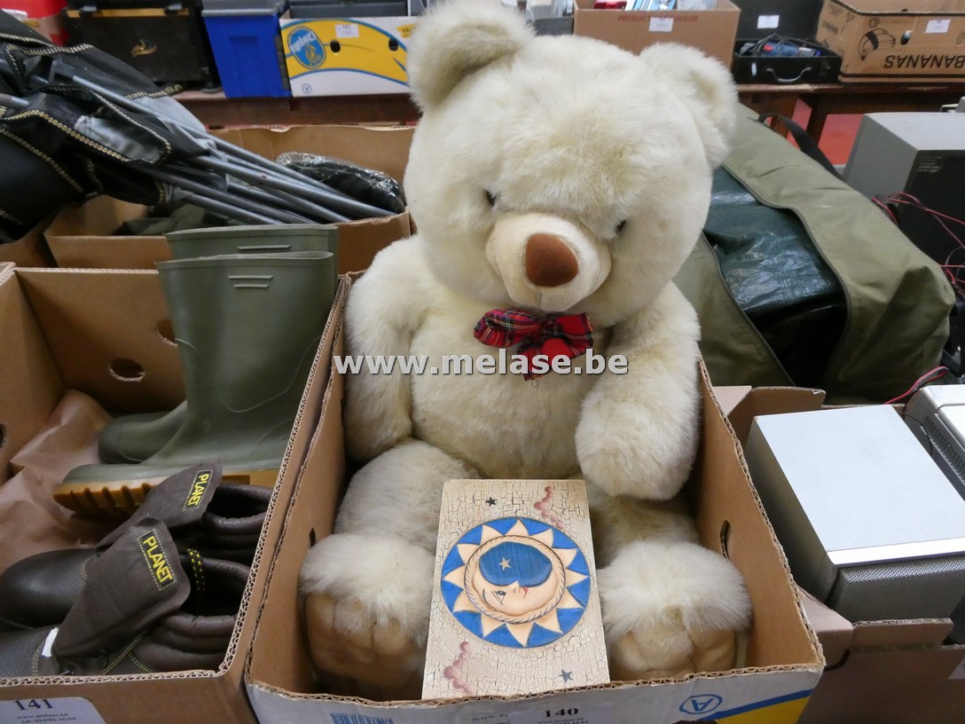 Knuffelbeer + decokoffertje