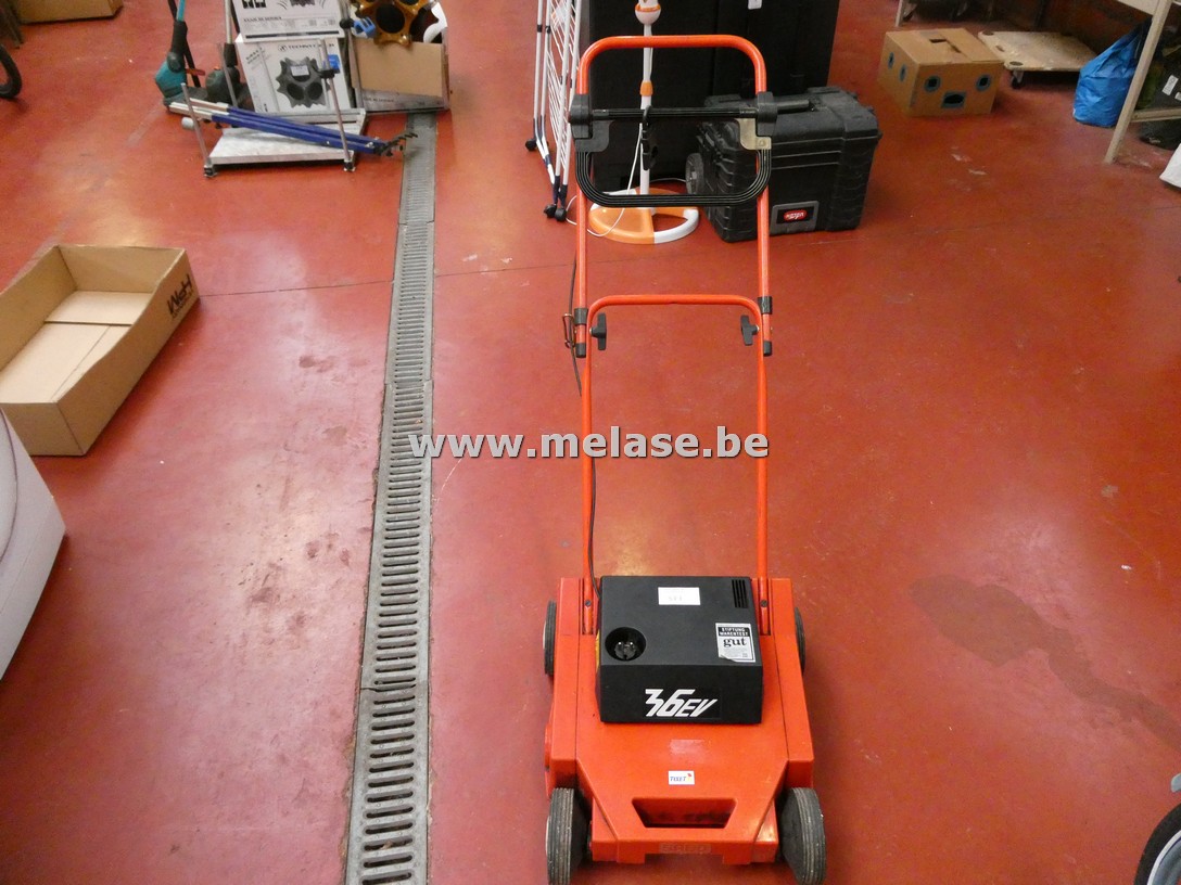 Elektrische verticuteermachine "36 EV"