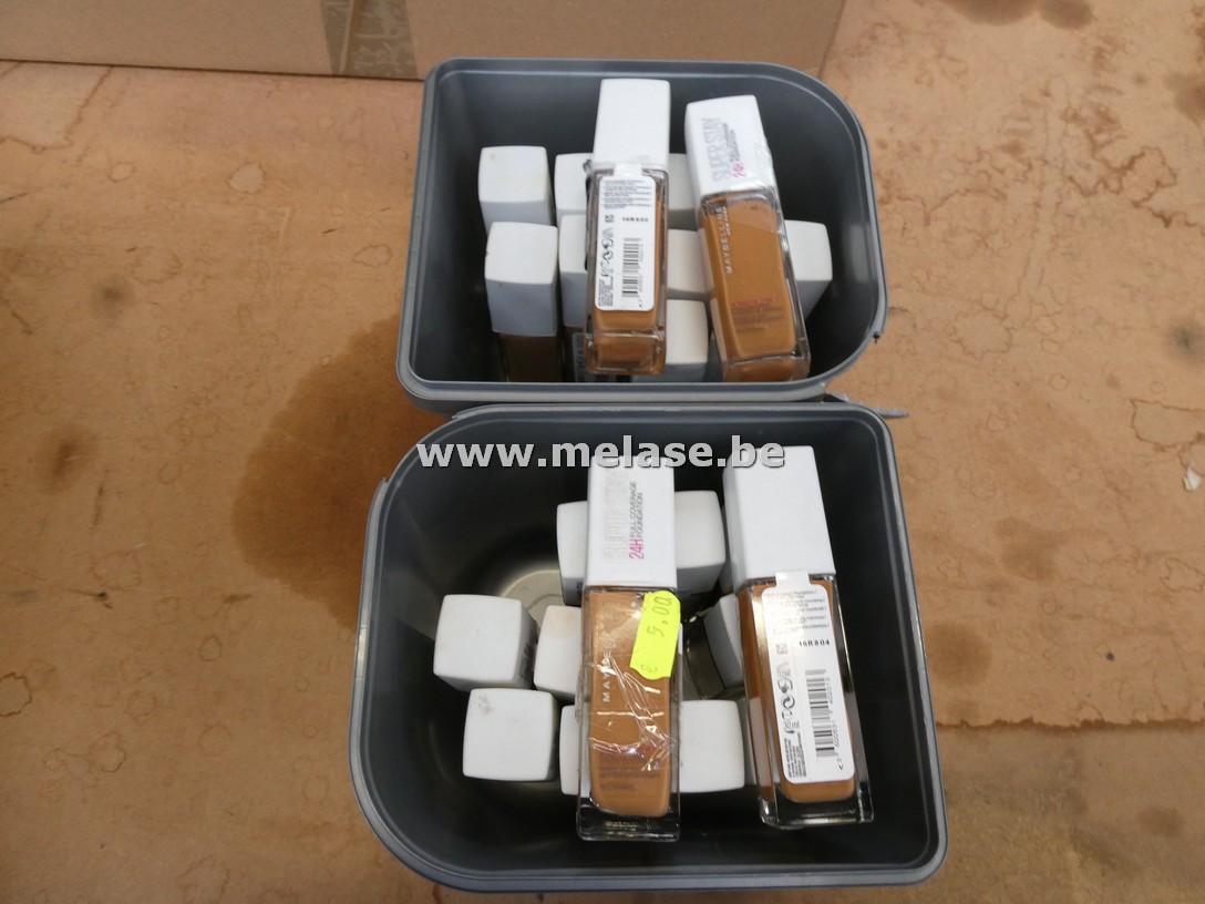 Fond de teint "Maybelline"