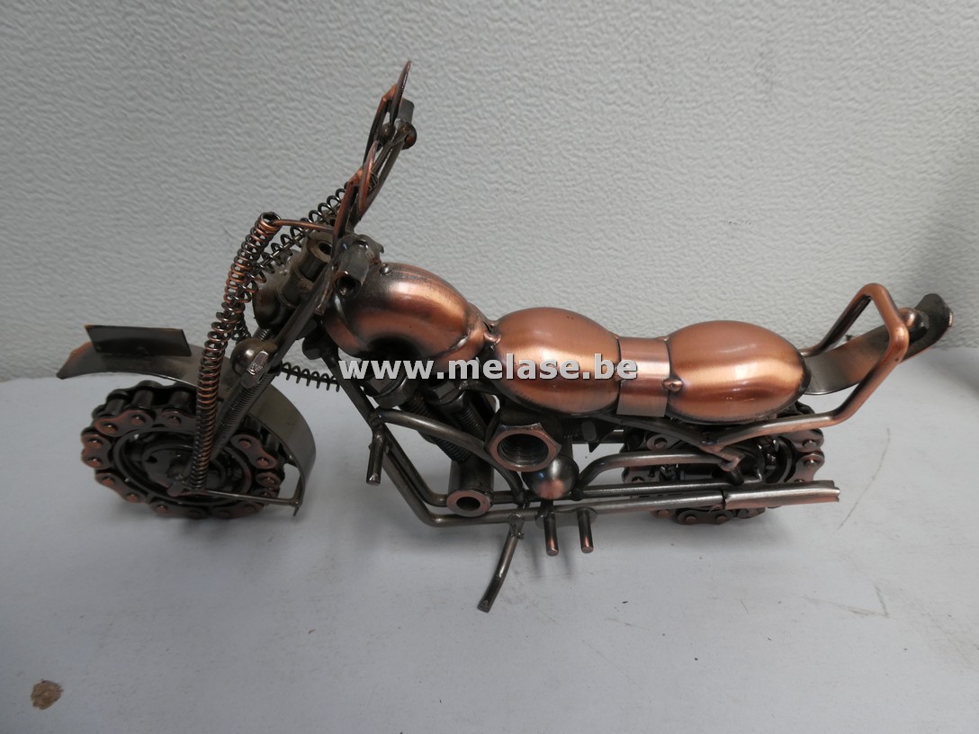 Miniatuurmotor in metaal