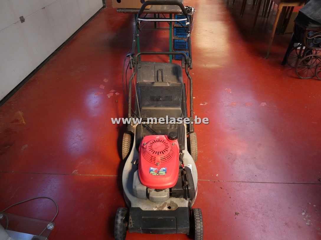 Benzine grasmaaier "Honda"