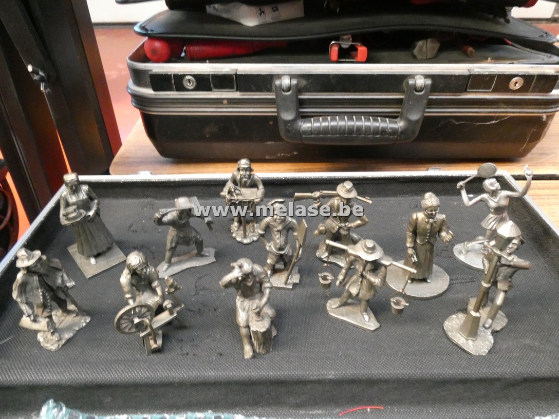 Figuurtjes "in tin"
