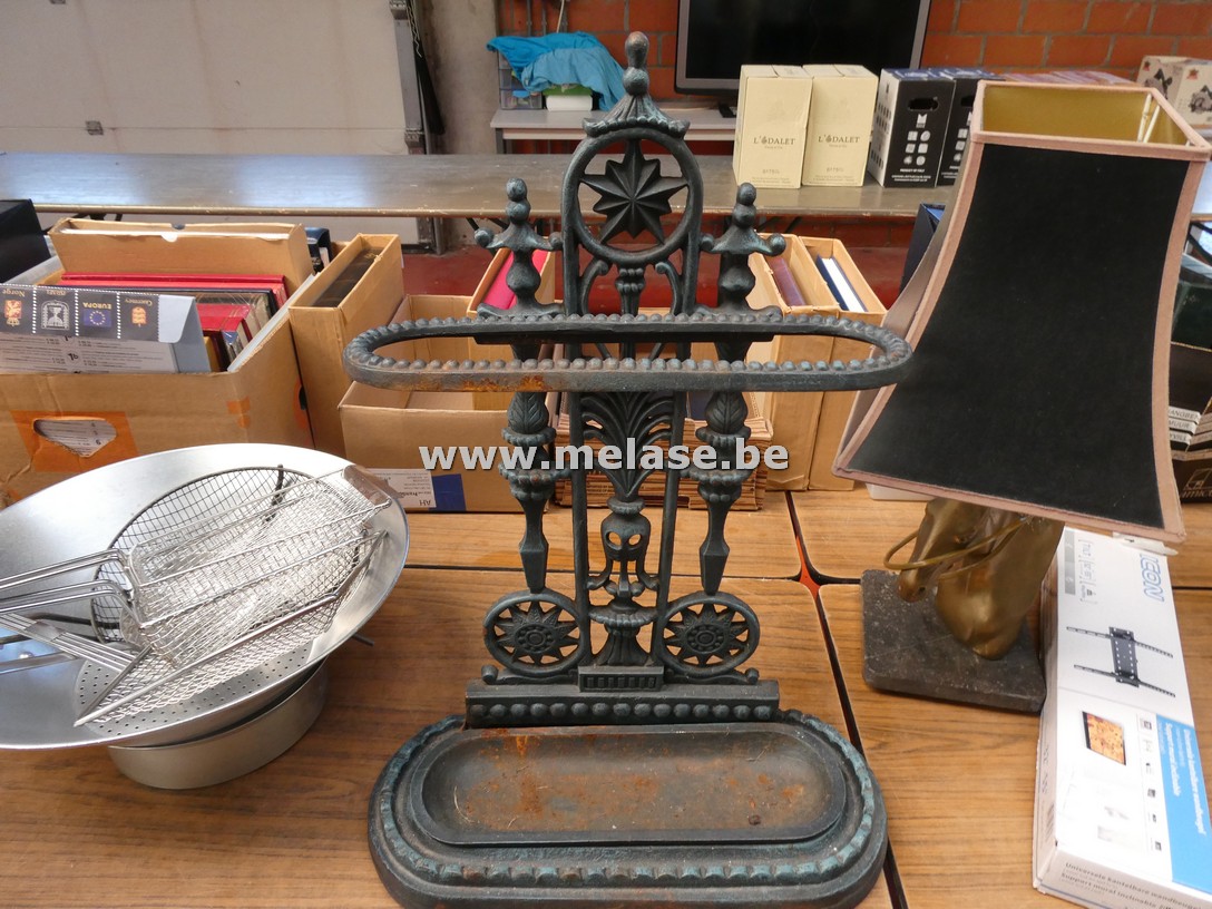 Metalen "paraplu"staander