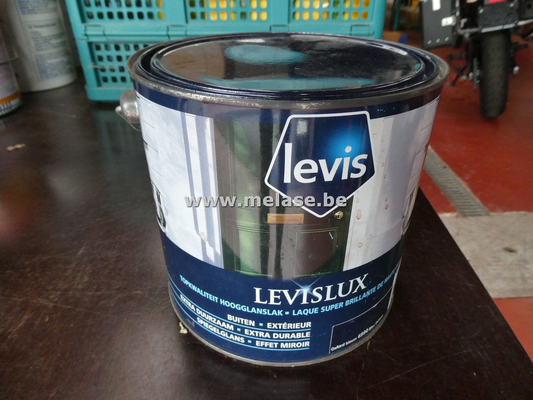Hoogglanslak "Levis"