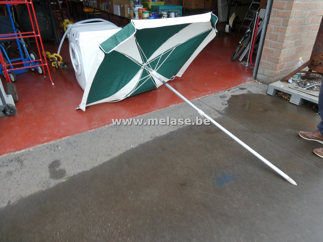 Parasol + stoeltje