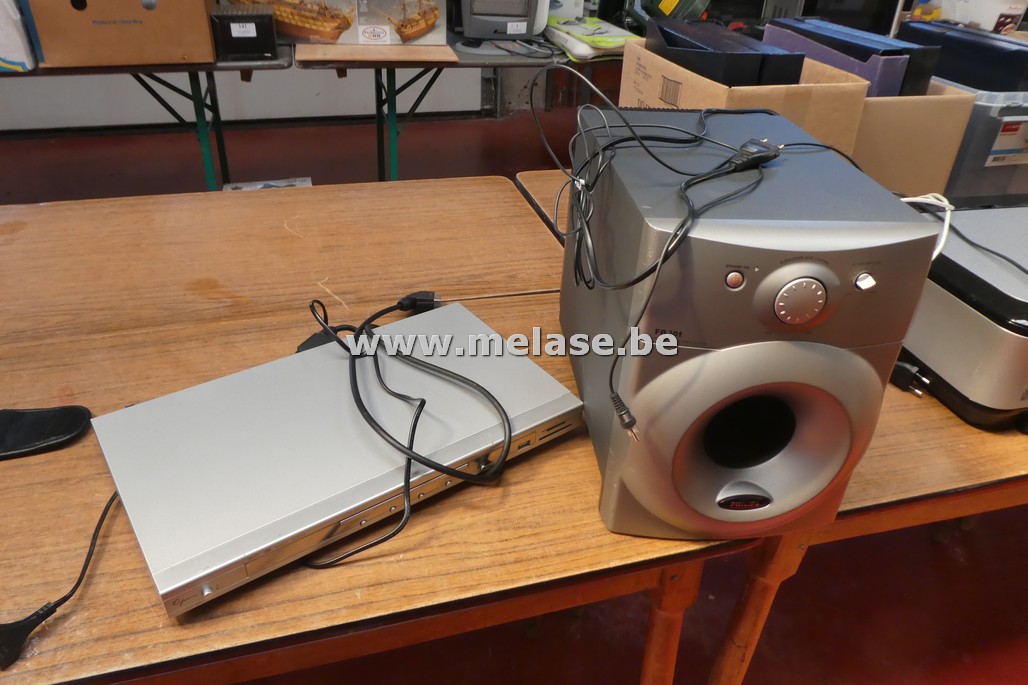 CD/DVDspeler "Opera" + subwoofer "Philips"