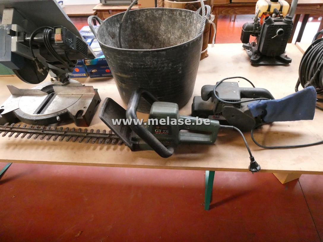 Elektrische haagschaar "Black & Decker"