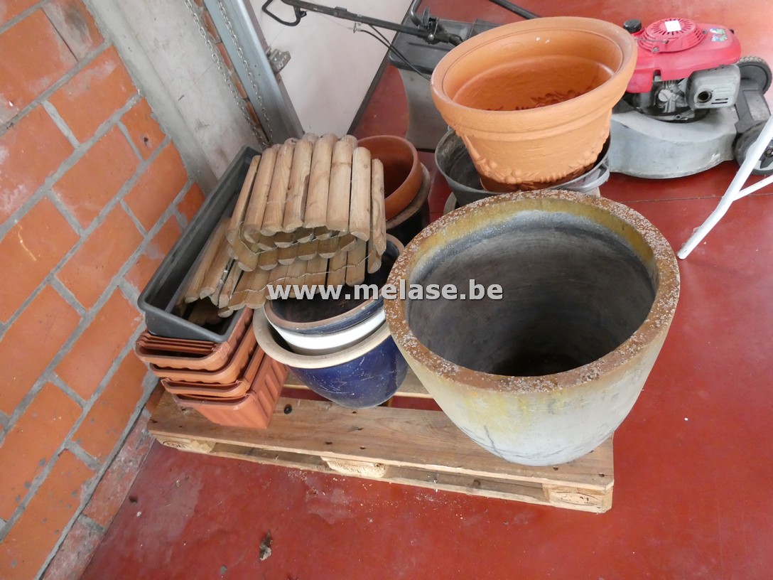 Bloembakken en -potten