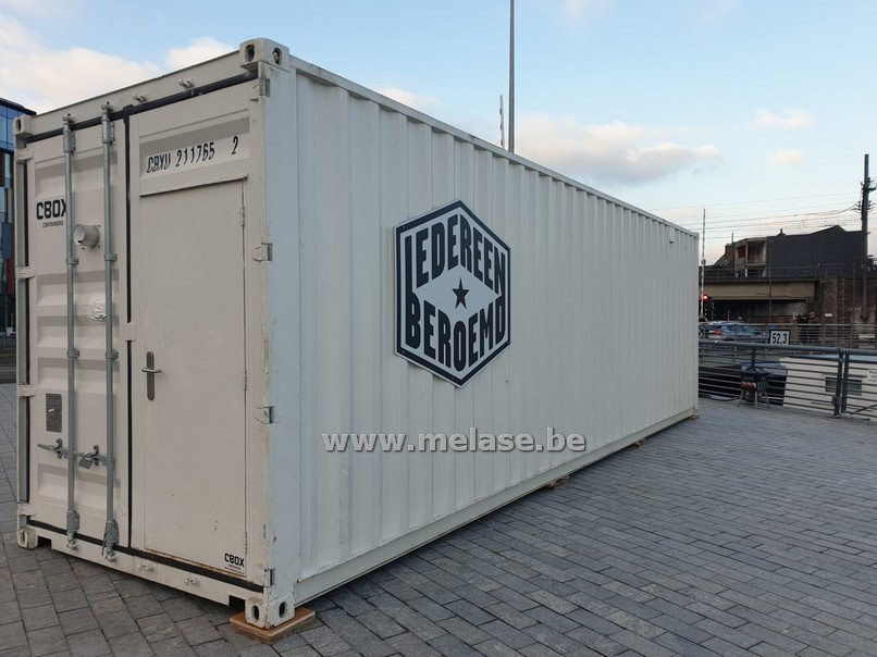 Container "VRT - Iedereen Beroemd"