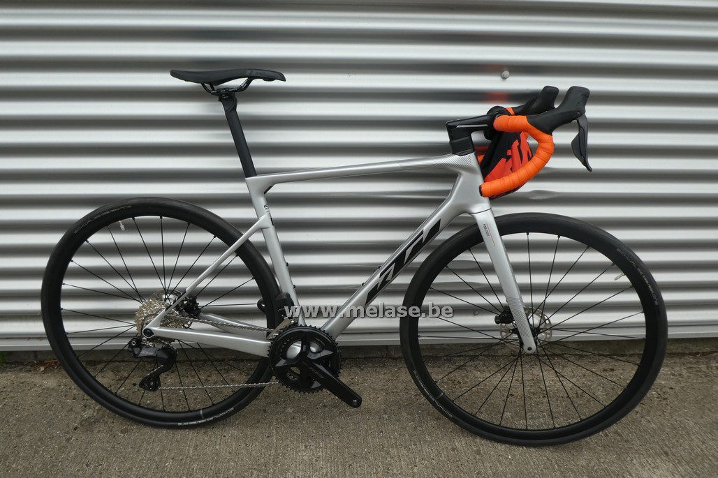 KTM Road Bike "Revelator Alto Elite Di2 - starlight silver (black+orange)"