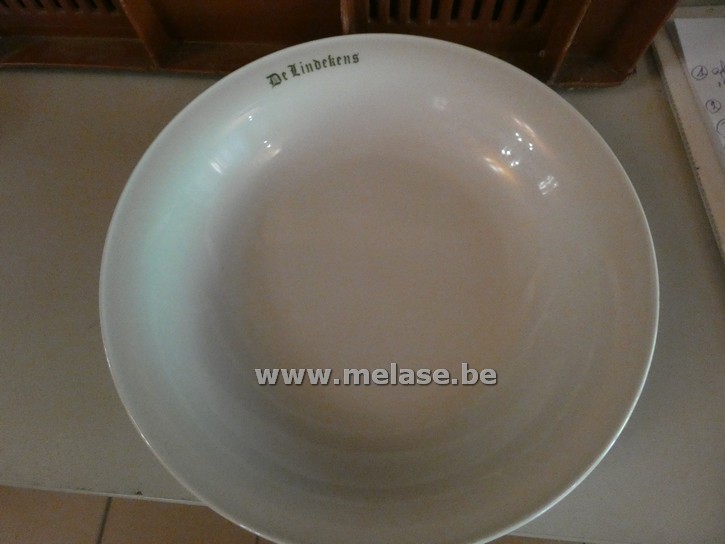 Diepe borden "wit"