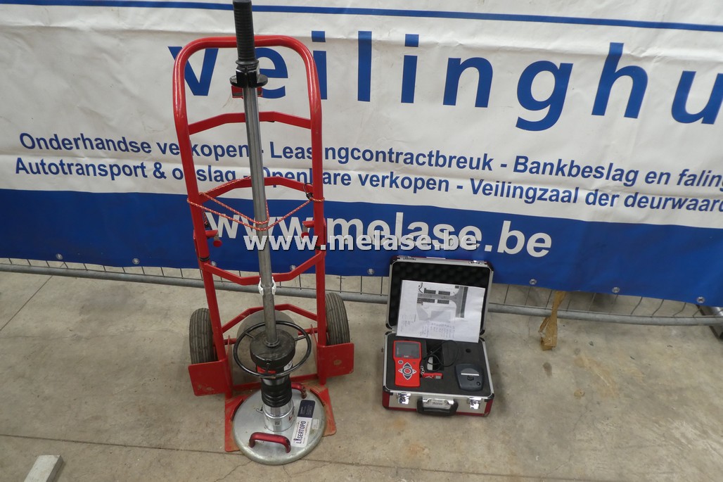 Dynamisch plaatproefapparaat "Lasertopo"