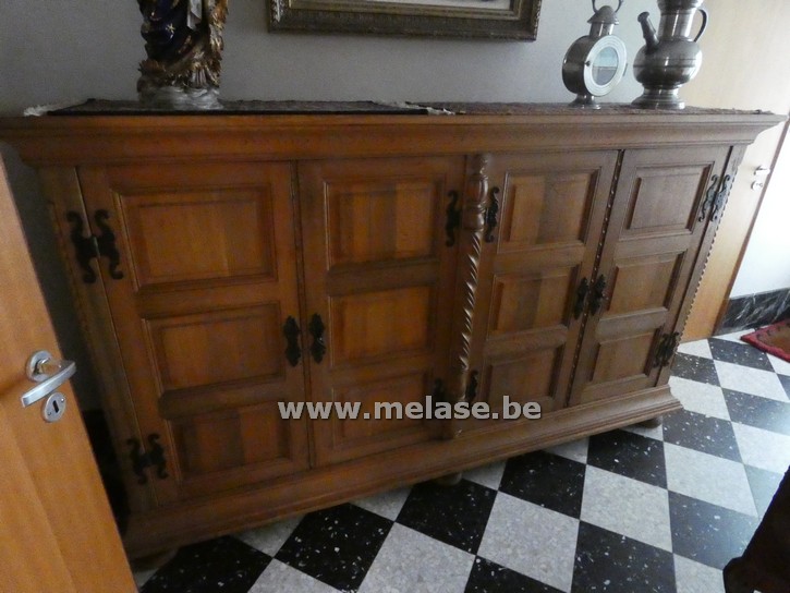 Massief eiken dressoir