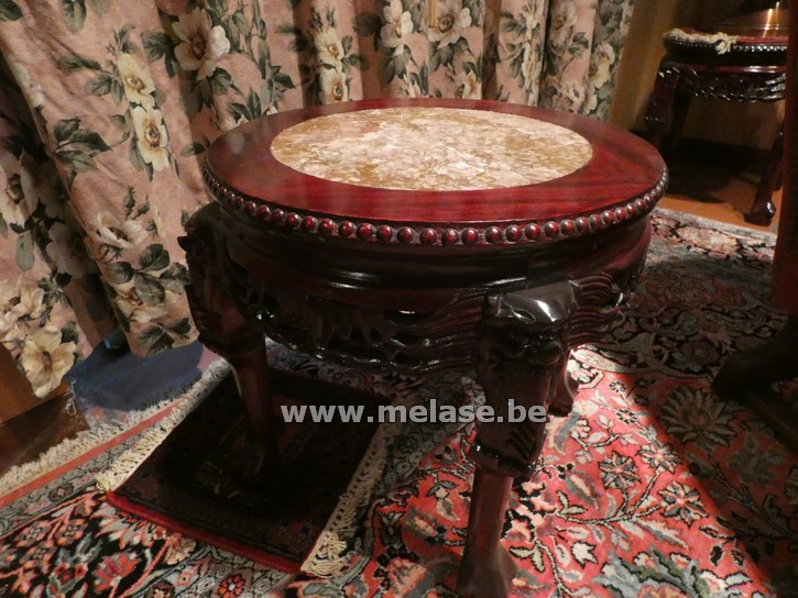 Chinese bijzettafels "rozenhout"