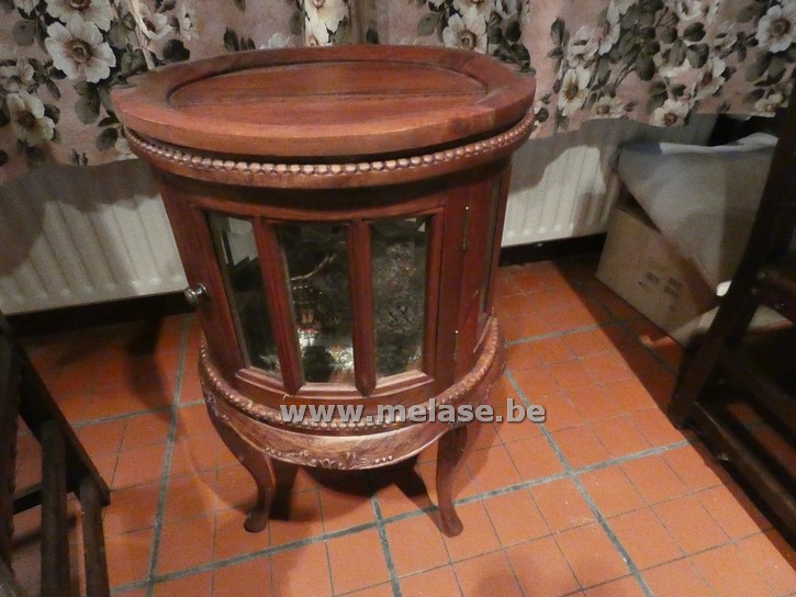 Vintage theekastje