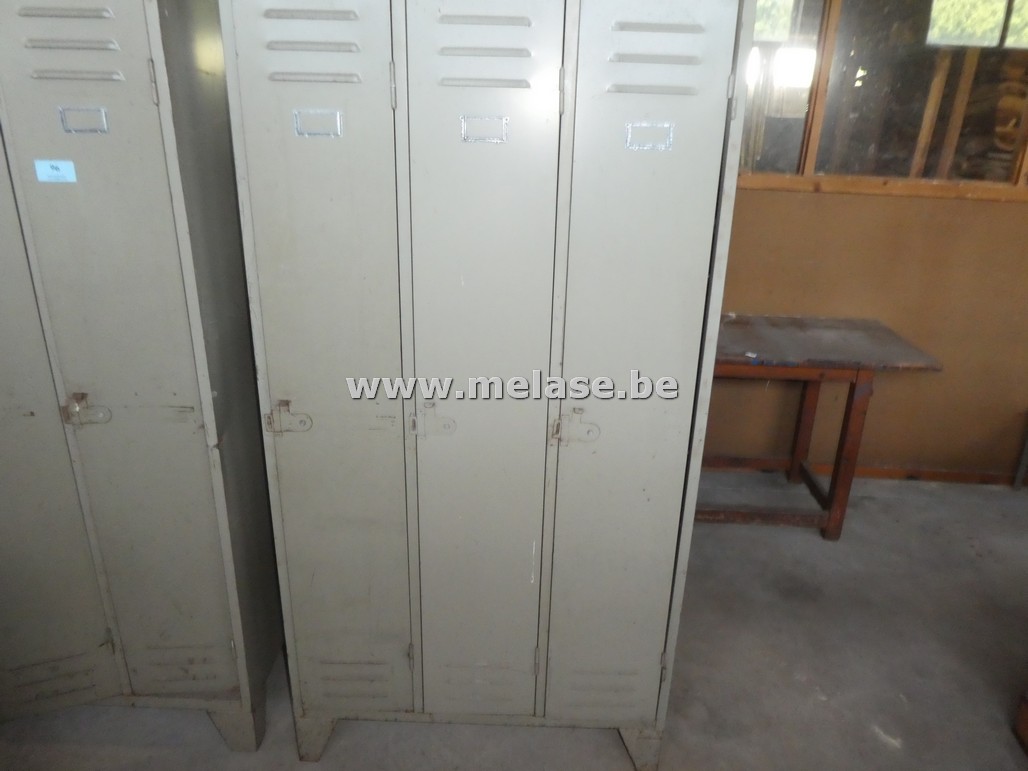 Metalen kast "Cubanier"