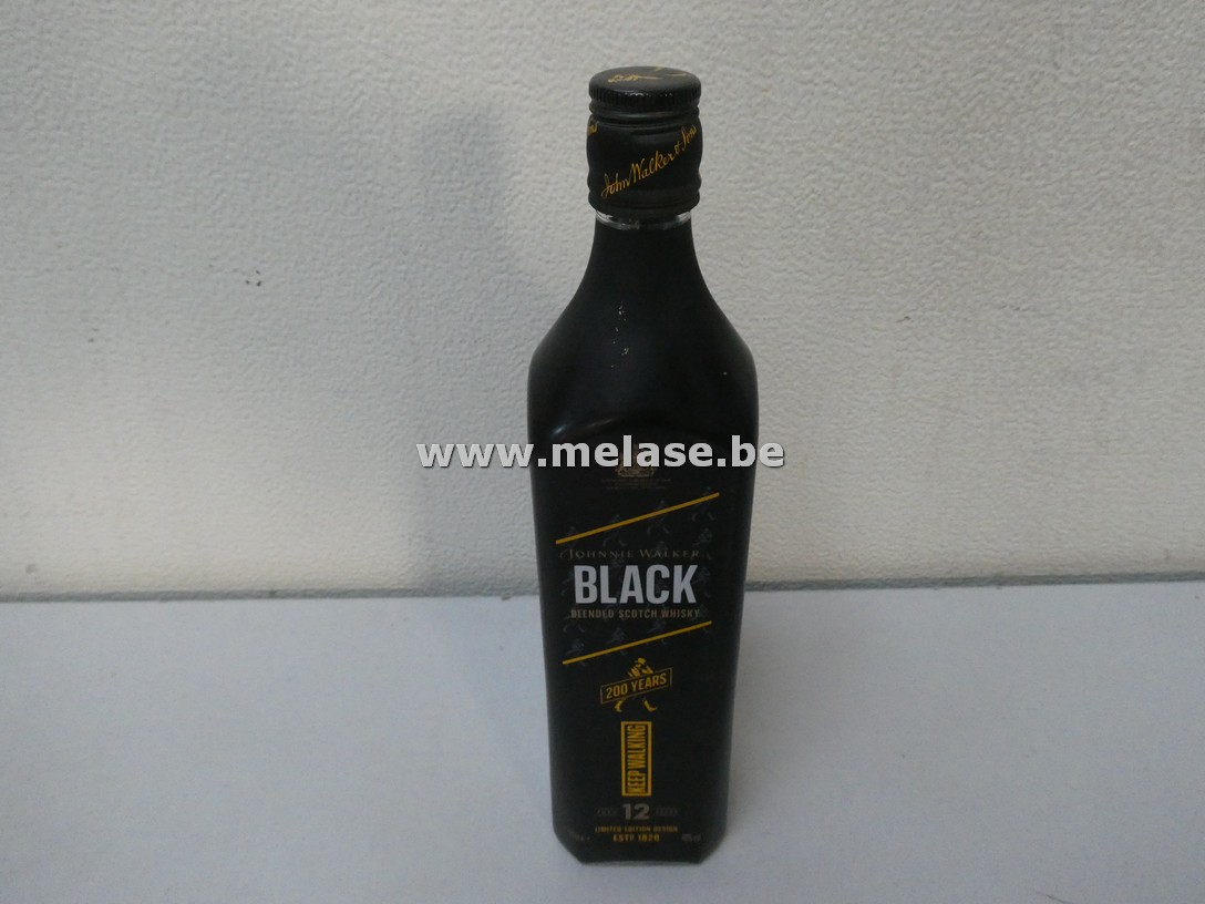 Whisky "Johnny Walker - Black Label Keep Walking"